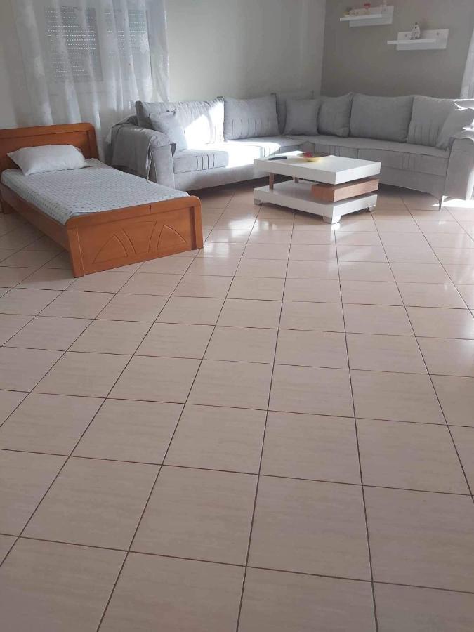 White Panorama Apartment Sarande Exterior photo
